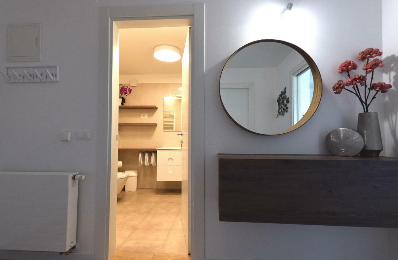 PUY Apartment Vostan מראה חיצוני תמונה
