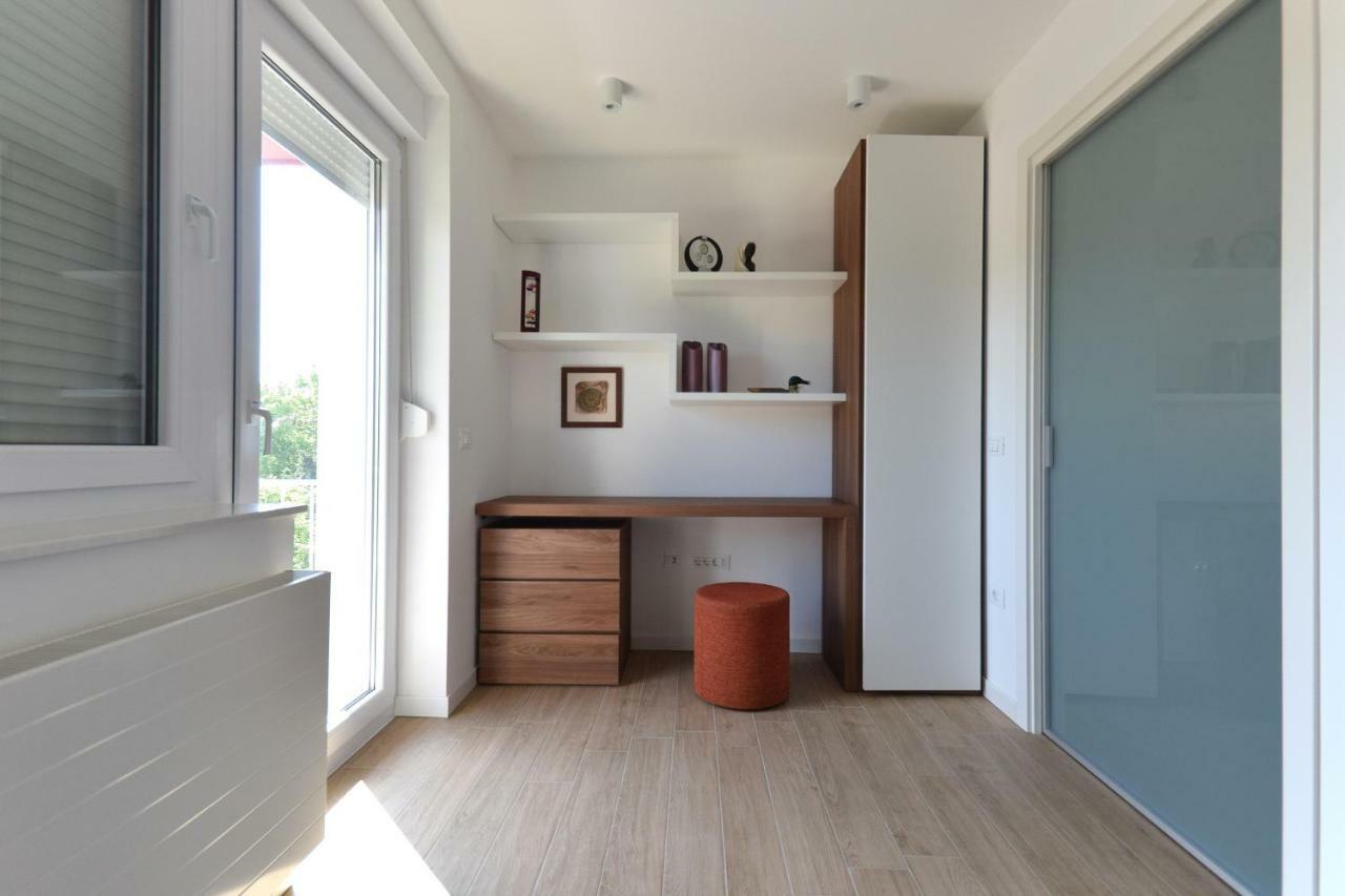 PUY Apartment Vostan מראה חיצוני תמונה